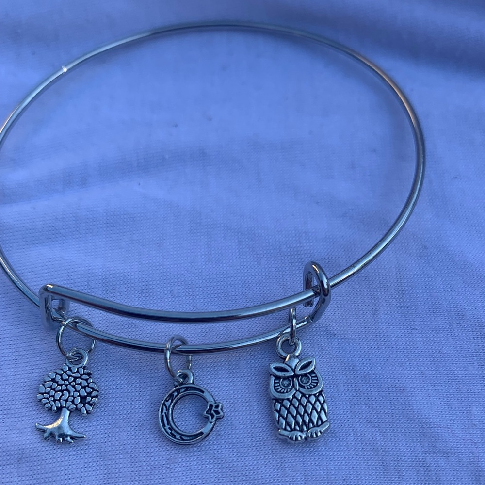 Brand New! Handmade! Adjustable Charm Bangle Bracelet! - Picture 5 of 5